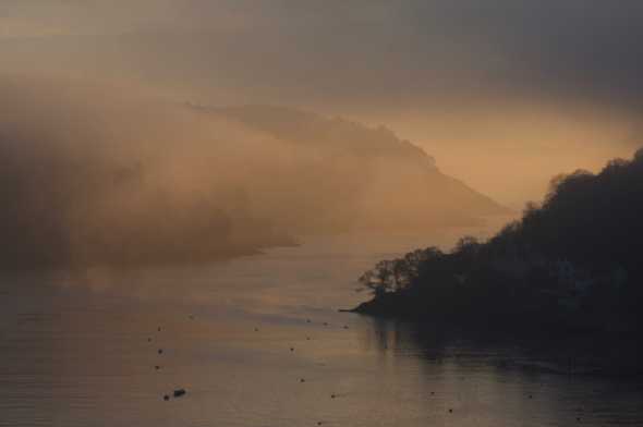 30 November 2020 - 08-18-37

--------------------------
Mist & sunrise over Dartmouth rivermouth